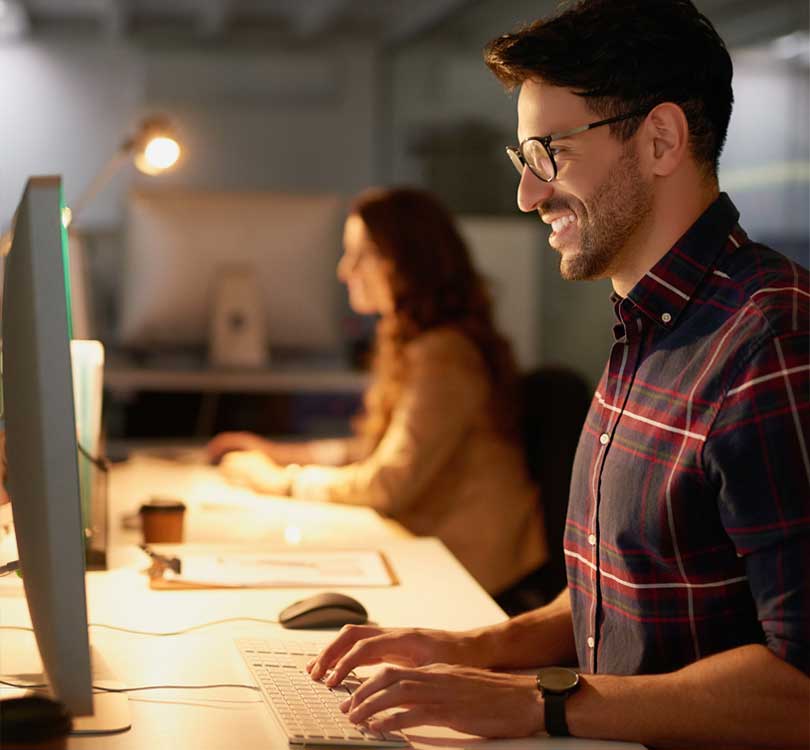 night-shift-programmer-focused-on-task