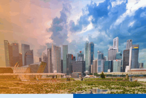 Singapore-skyline-and-marina-bay-district