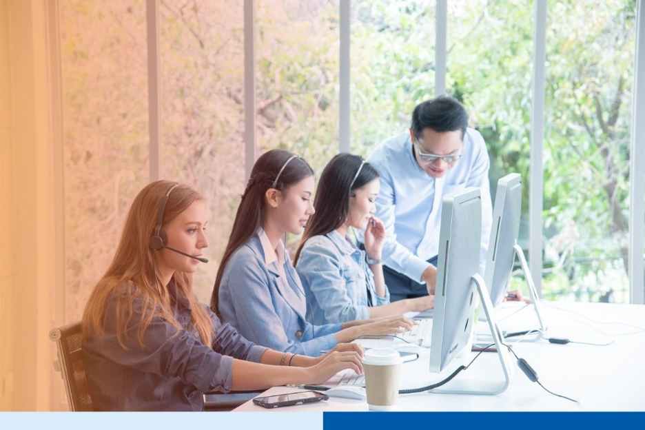 Team woman Call center service customer support or sales agent give advice and help solve problems 
