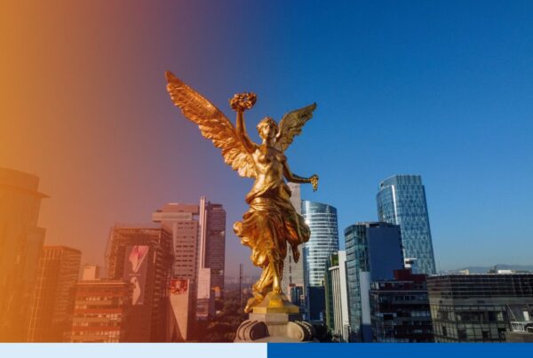 The Angel of Independence in Mexico City, a leading hub for nearshore customer support on US business hours