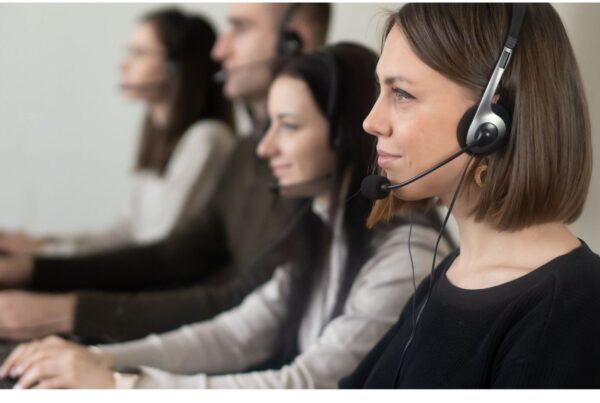 Dedicated call center vs. pooled agents