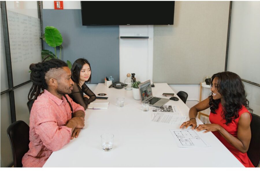U.S-based companies are looking for a remote offshore writer that can conduct an AI content review.